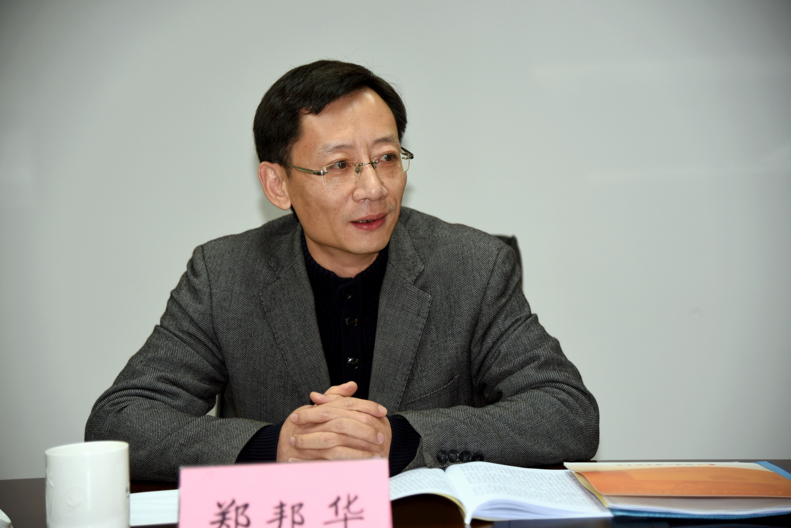 省委教育工委组织处副处级干部郑邦华到会指导